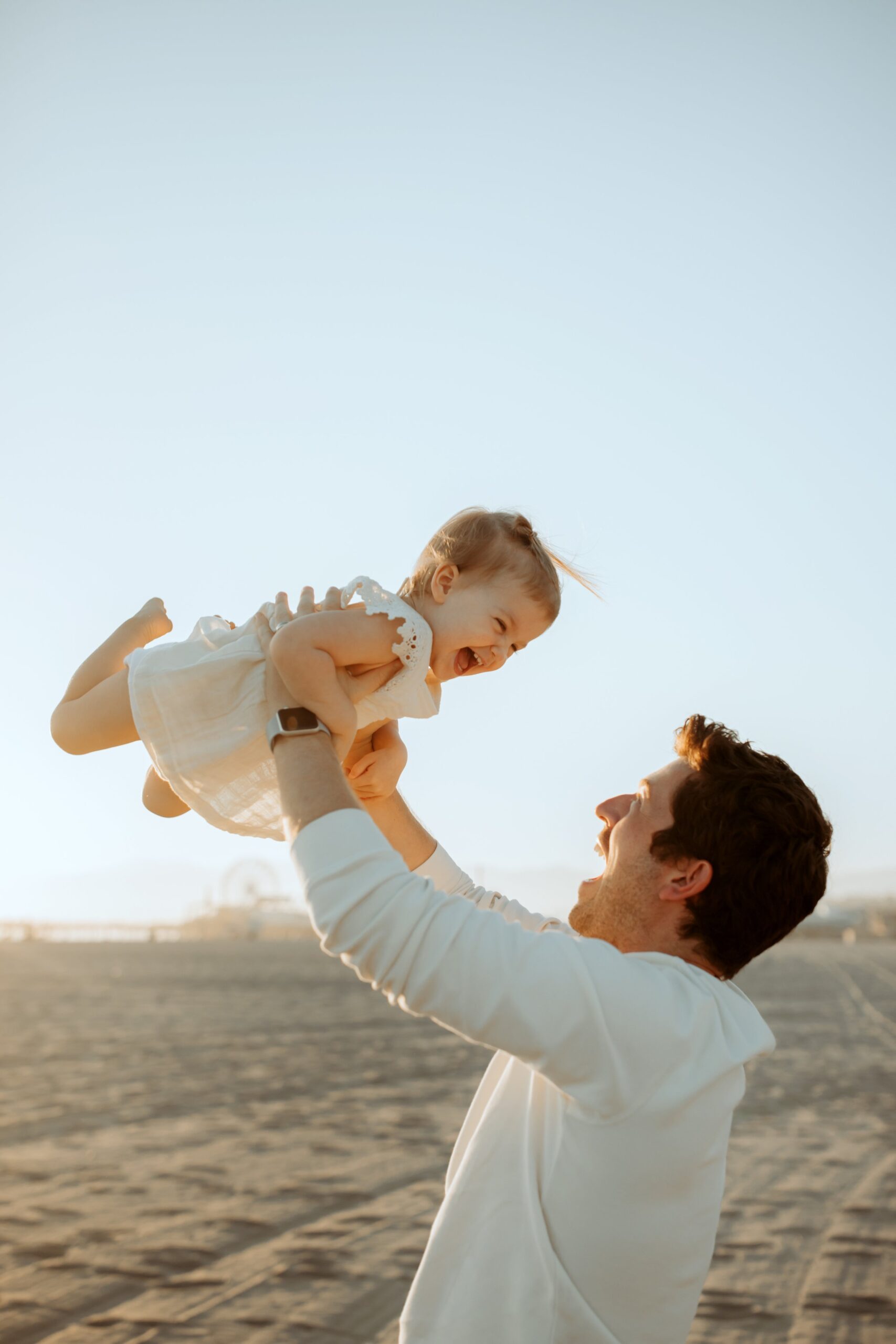 santa monica beach santa monica california beach session photo session family photo session family photo shoot nurture baby photographer nurture baby photography los angeles photographer studio photography outdoor photography beach photography