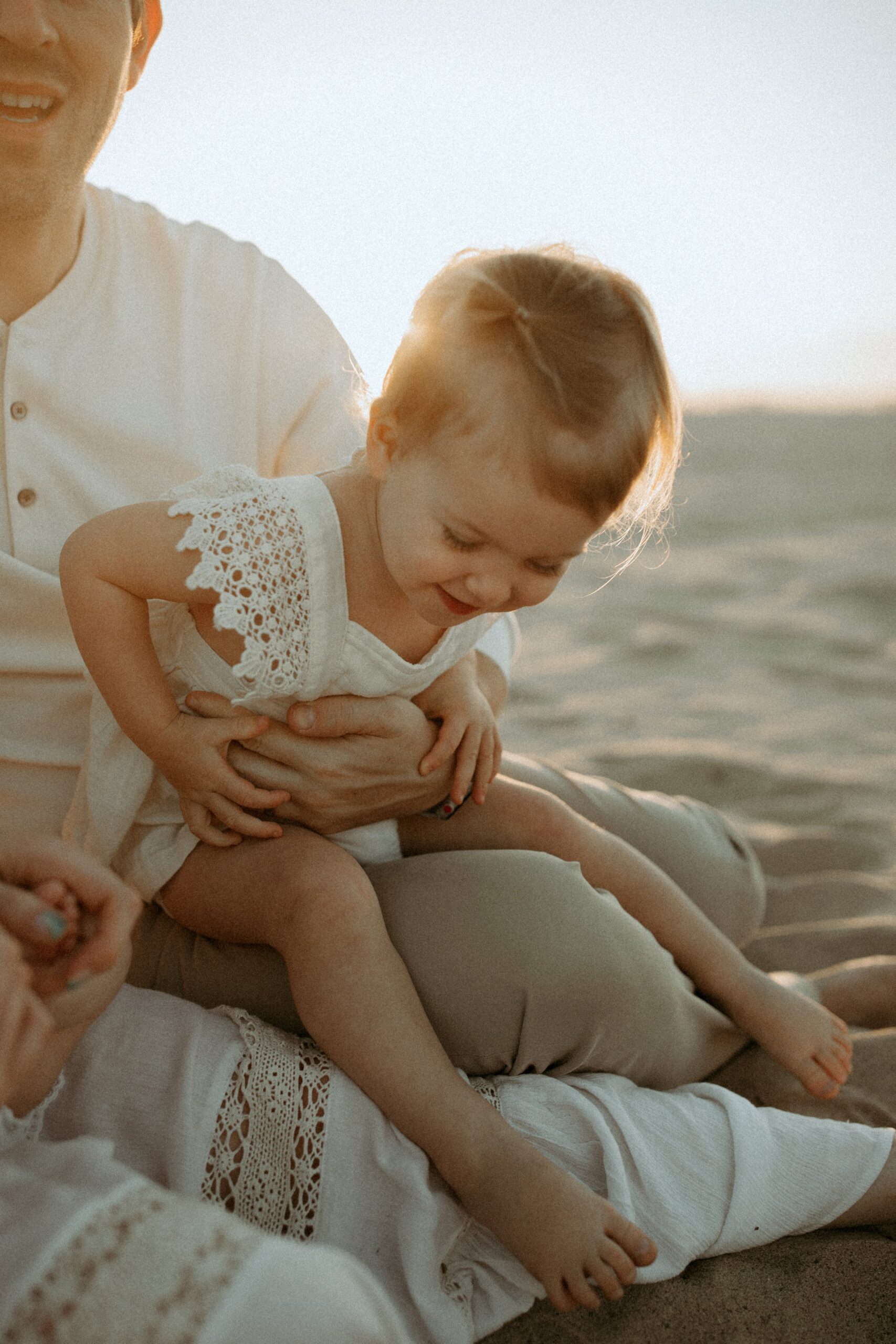 santa monica beach santa monica california beach session photo session family photo session family photo shoot nurture baby photographer nurture baby photography los angeles photographer studio photography outdoor photography beach photography