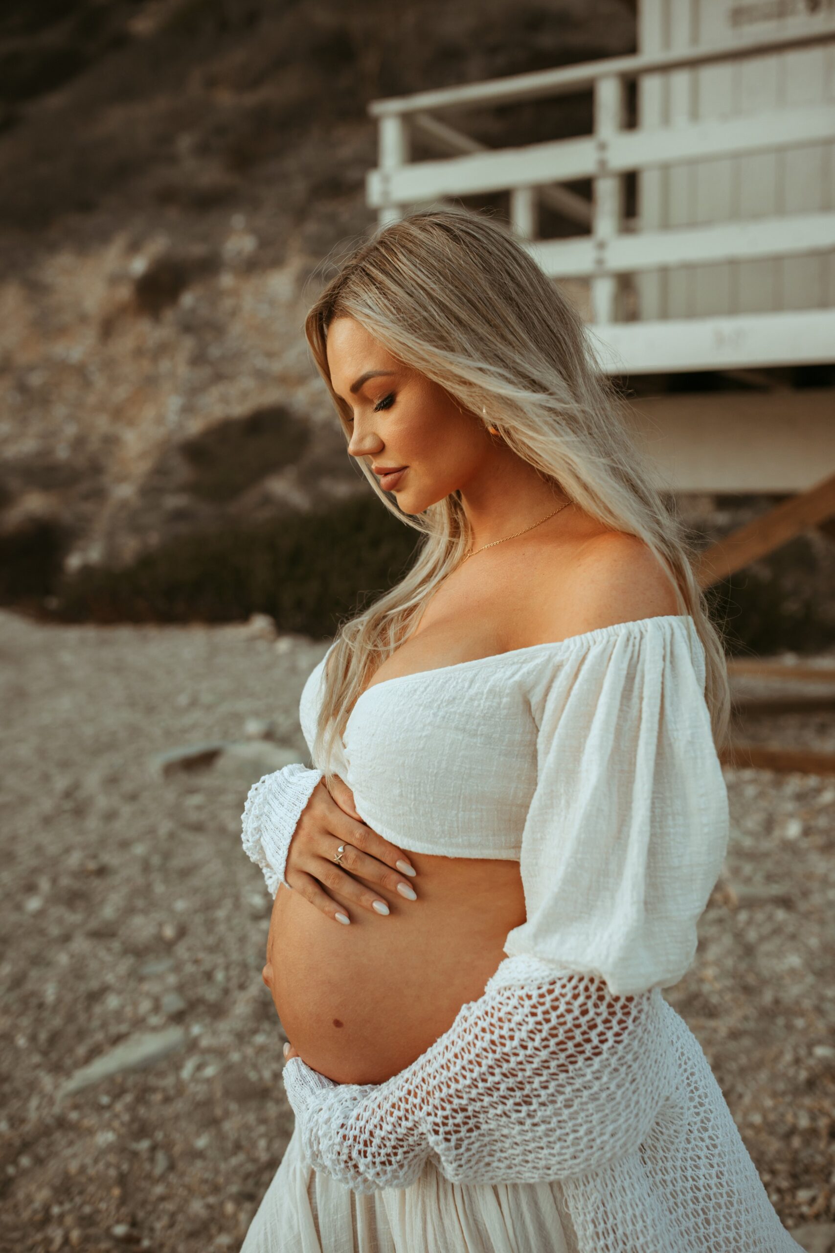 nuture-baby-photography-maternity-beach-session16.jpg