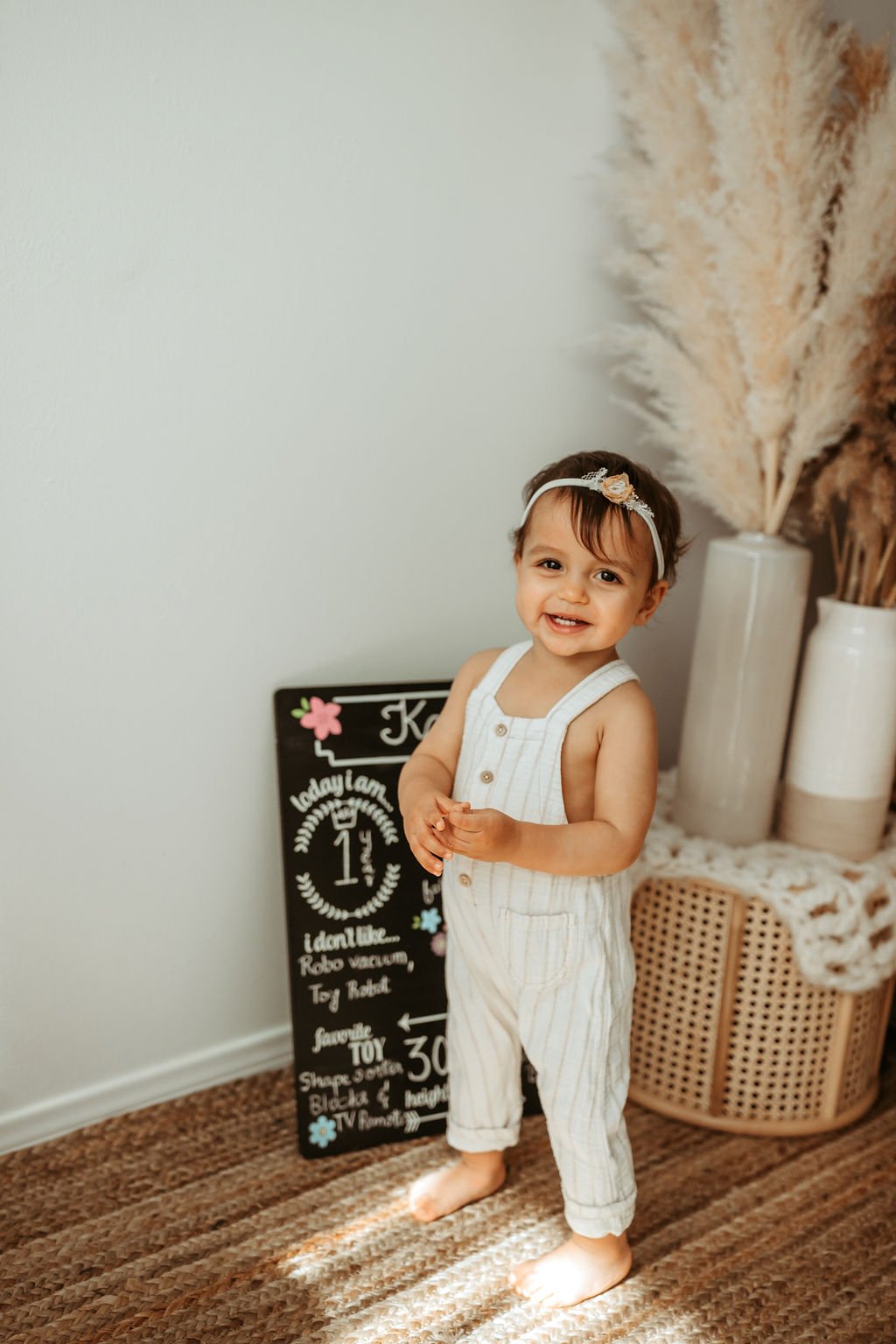 baby, cake, smash, girl, kate, baby, in, studio, in studio, milestone, photo, session, milestone photos, neutral colors, beige photo, authentic photos, candid photos, cake, cake baby, cake smash blog, cake smash ideas, cake smash photography tips,