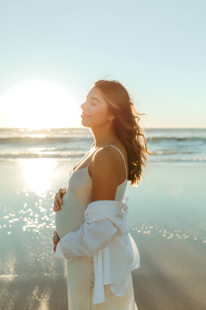 LA Beachy Maternity Session